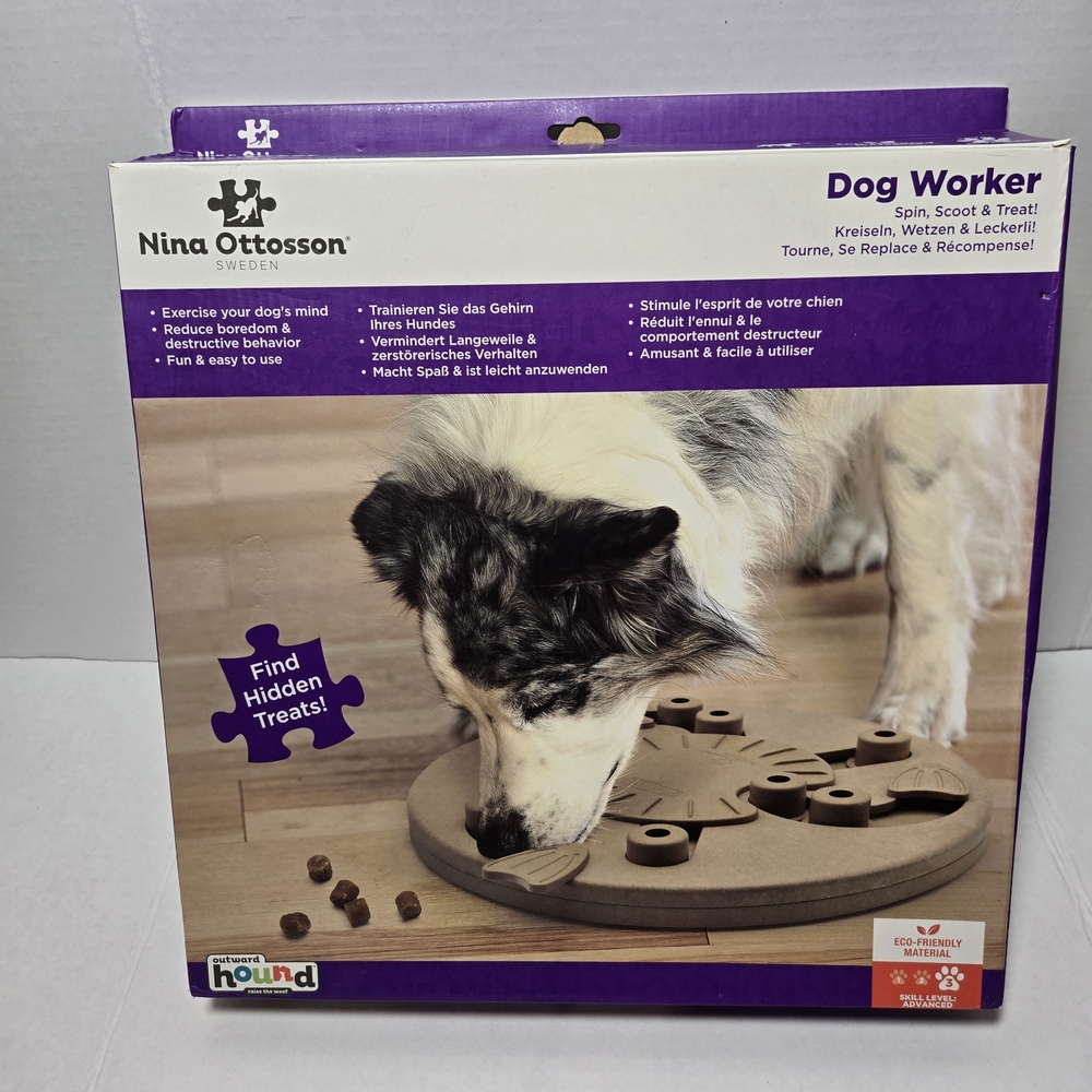 Outward Hound Dog Worker Tan Trick Treat Puzzle Play Toy Pup Fun Busy EUC